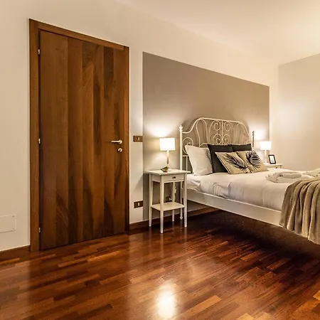 Apartament Green Park *